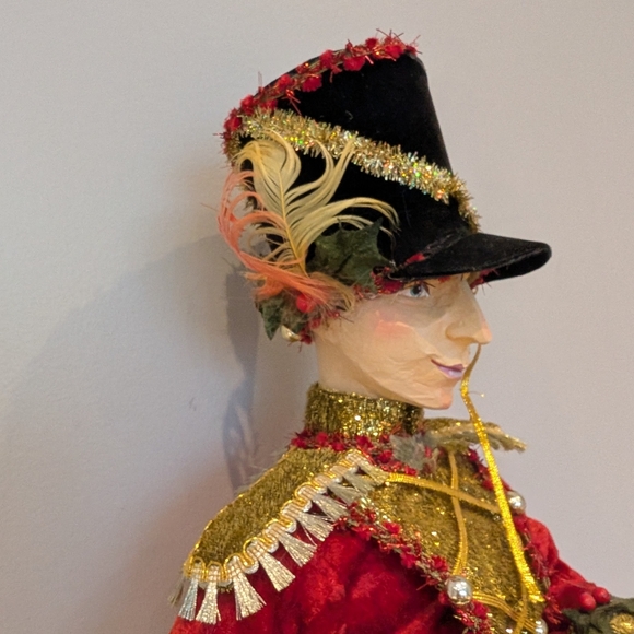 Large Red and Gold Drummer Boy Figurine - Picture 6 of 9